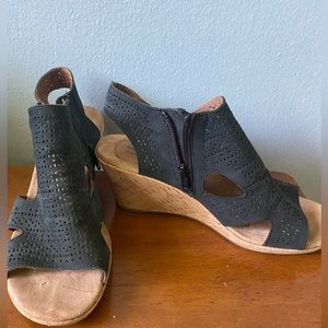 Rockport | Cork wedge comfy sandals (8.5)